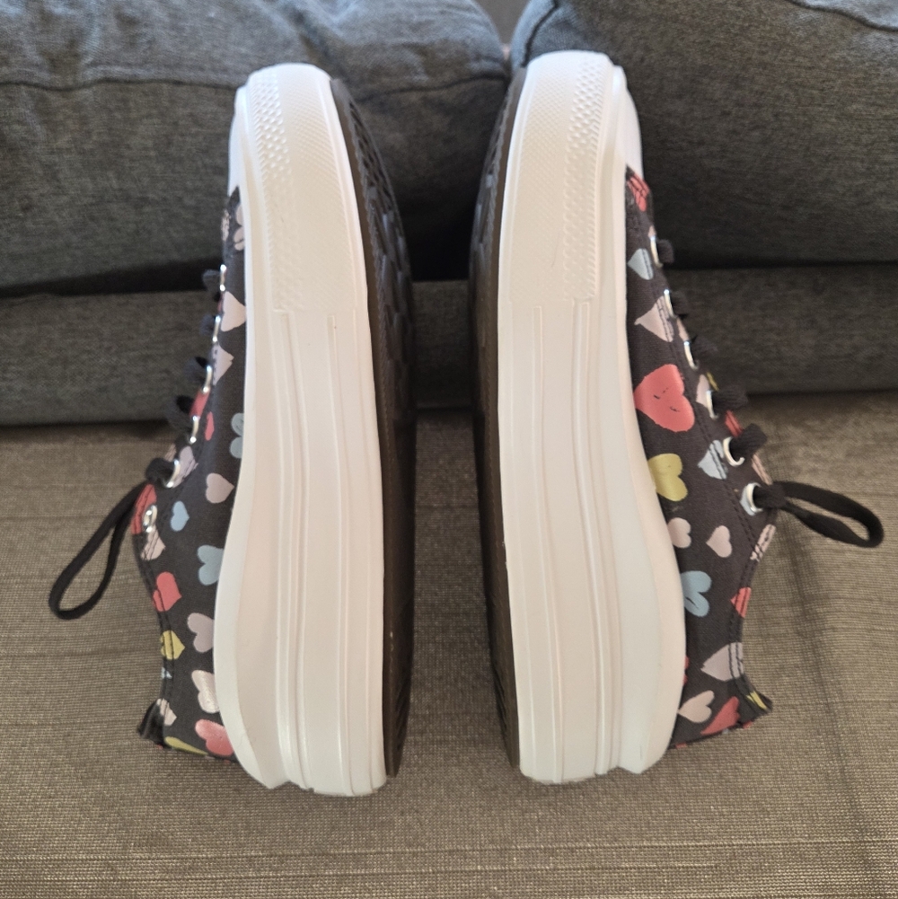 Heart Pattern Converse - image 4